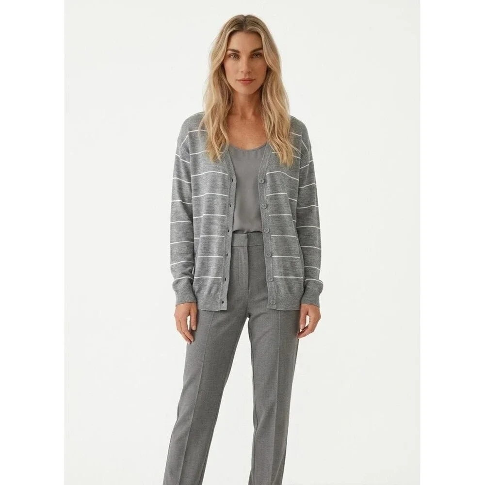 Women’s Sweater Cardigan 2XL Gray Stripe long sleeve V Neck